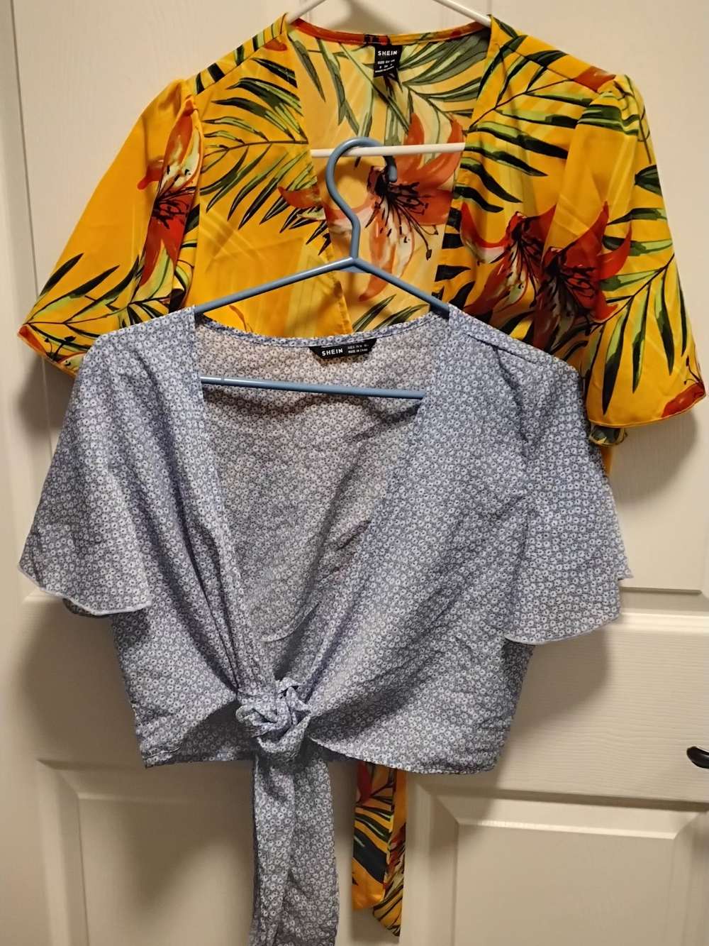 2/$25 Shein Summery Tie Front Crop Tops